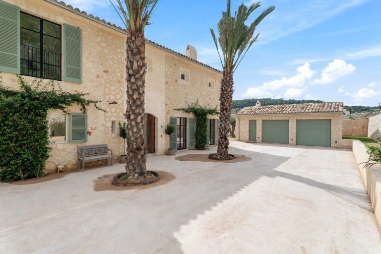 Top Luxury Areas in Mallorca: Where International Buyers Are Investing