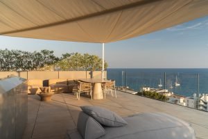 Roof Terrace 3 1